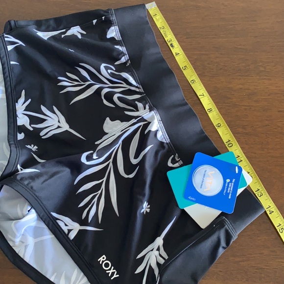 NEW ROXY SWELL ADDICT SHORT🖤 - Picture 7 of 13